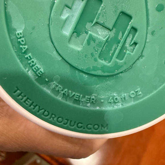 Hydrojug Golf Special edition 40oz tumbler - Picture 10 of 16